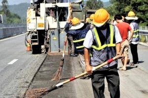 Bảo trì đường bộ kém chất lượng sẽ bị xem xét rút ủy quyền
