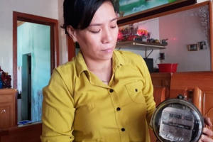 Phản ánh tiền điện tăng lên Facebook, hàng chục hộ bị cắt điện, kiểm tra