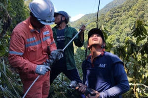 Nghệ An: Chạy đua thời tiết, khắc phục sự cố điện