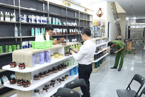 Phát hiện, thu giữ 2,5 tấn mỹ phẩm không rõ nguồn gốc