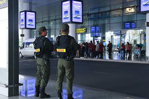 Sân bay Nội Bài trước giờ đón Tổng thống Donald Trump