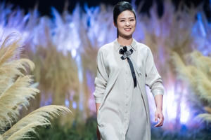 Hoa hậu Ngọc Hân gây ấn tượng với bộ sưu tập thời trang thu đông