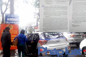 CSGT TP Hà Nội xử phạt hàng loạt xe dừng đỗ trái phép sau phản ánh của Pháp luật Plus