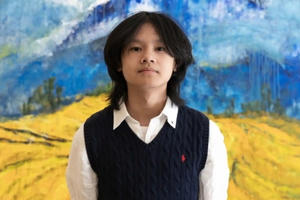 Báo Anh viết về "thần đồng hội họa" Việt: 14 tuổi, bán tranh vài tỷ đồng