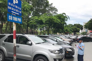 TP HCM: Thí điểm thu phí tự động ô tô đỗ ở 3 tuyến đường