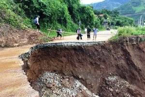Mưa lớn, lũ quét khiến 6 người tử vong Mưa lớn, lũ quét khiến 6 người tử vong