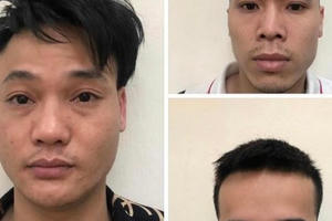 Khởi tố nhóm đối tượng giữ người trái pháp luật tại quán karaoke