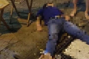 Thanh niên bị đâm gục trước quán cà phê ở Đắk Lắk