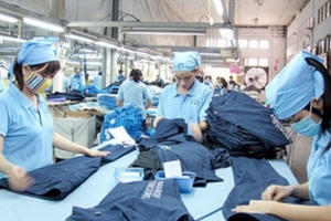 Quyền lợi người lao động, doanh nghiệp nên biết trong dịch bệnh Covid-19