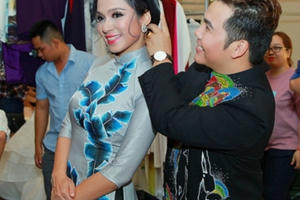 Ngắm Việt Trinh đẹp ngây ngất trên sàn diễn thời trang