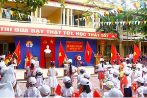 Hà Nội giao quyền quản lý từ trường học tới hạ tầng cho xã, phường