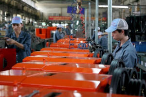 Việt Nam “bị kẹt” ở bẫy giá trị gia tăng thấp vì thiếu sáng tạo