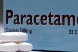 Một nam sinh lớp 8 uống 40 viên paracetamol vì… buồn