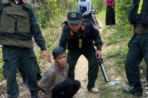 Sơn La: Con trai cầm dao chém bố tử vong rồi bỏ trốn lên rừng