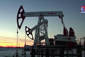 [Video] Giá dầu sụp đổ đe dọa nghiêm trọng tới nền kinh tế toàn cầu