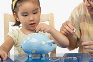 Dạy con quản lý chi tiêu ở tuổi nào là hợp lý?