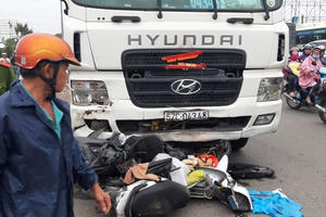 Phó Thủ tướng chỉ đạo về vụ tai nạn giao thông đặc biệt nghiêm trọng tại Long An