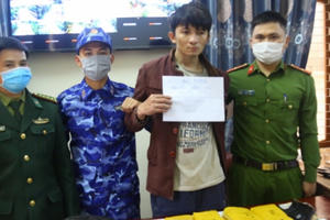 Hà Tĩnh: Bắt đối tượng vận chuyển trái phép 30.000 viên ma túy tổng hợp