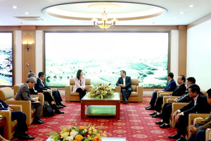 Đoàn Trưởng cơ quan đại diện của Việt Nam tại nước ngoài thăm và làm việc tại Phú Thọ