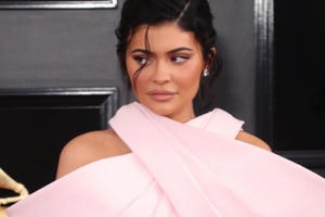 Mỹ nhân vừa trở thành tỉ phú trẻ nhất thế giới là ai?