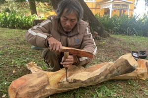 Cảm nhận con người, văn hóa Tây Nguyên qua tượng gỗ