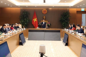 Phó Thủ tướng Vũ Đức Đam: "Chưa bao giờ phát hiện cùng lúc nhiều ca Covid-19 như vậy!"