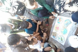 Hậu Tết: Đau đầu quản lý tiền lì xì của con