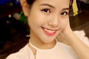 Nhan sắc vợ sắp cưới kém 20 tuổi của Chí Anh