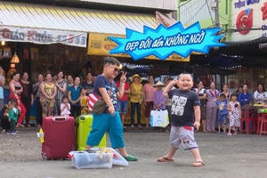 Xuân Bắc "tình ngay lý gian" khi bé Bi gặp người em thất lạc