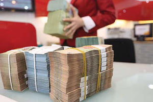 Sẽ 'bơm' thêm gần 700.000 tỷ cho nền kinh tế?