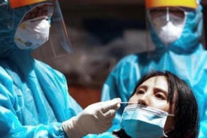 “Thiên thần” trên tuyến đầu chống dịch