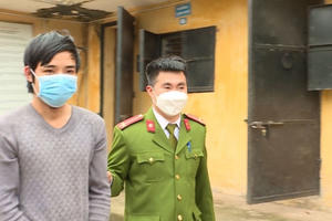 Khởi tố đối tượng có tiền án trộm hơn 1.000 kg rào sắt của công ty đem bán