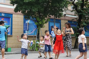 Không gian đi bộ hồ Hoàn Kiếm nhộn nhịp trong dịp 2/9