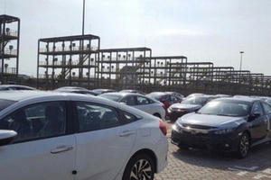 Ôtô nhập lại ồ ạt về nước: Giá xe sẽ giảm 15-20%?