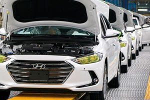 Thêm nhiều hãng xe tạm ngừng sản xuất ở Việt Nam