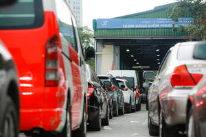 Sở Xây dựng Hà Nội khuyến cáo người dân cần chủ động nộp phạt nguội, đặt lịch để nhanh chóng đăng kiểm