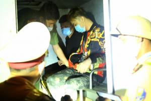 Bắt hai người quốc tịch Trung Quốc trốn khỏi khu cách ly tập trung ở Nghệ An