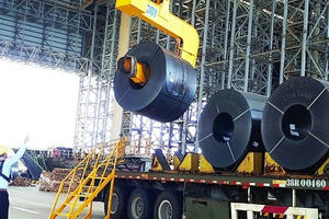 Chủ động tránh hiệu ứng kiện domino cho thép Việt