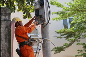 Điện lưới quốc gia về với xã đảo Nhơn Châu