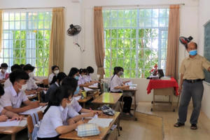 Tây Ninh: Tạo mọi điều kiện để F0 có đủ kiến thức bước vào kỳ thi THPT 2022 Tây Ninh: Tạo mọi điều kiện để F0 có đủ kiến thức bước vào kỳ thi THPT 2022