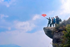 Giải pháp để quản lý rừng bền vững ở huyện Trạm Tấu