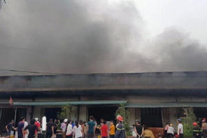 Quảng Ninh: Hàng loạt quán karaoke phát hỏa, nhiều người hốt hoảng bỏ chạy