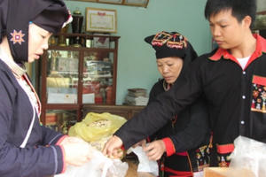 Xuân về trên những bản làng