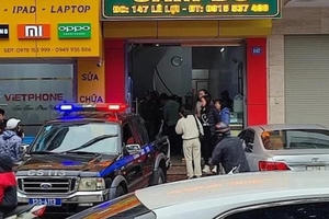 Lạng Sơn: Bắt giữ nghi phạm dùng dao uy hiếp, cướp tiệm vàng tại phường Vĩnh Trại