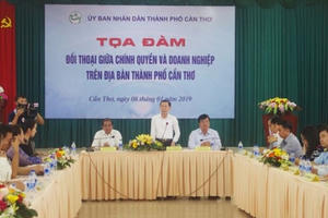 Cần Thơ: Đối thoại chính quyền và doanh nghiệp
