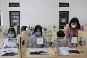 Học sử không thể phụ thuộc hoàn toàn vào sách giáo khoa