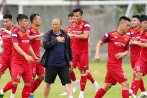 HLV Park Hang Seo hết cách ly, trực tiếp đi tuyển quân cho tuyển Việt Nam