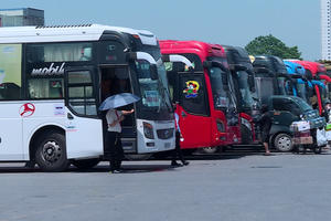 Vận tải hành khách giảm 50,4% so với cùng kỳ năm trước