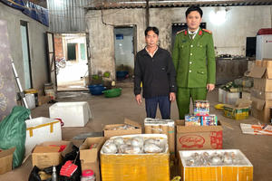 Bắt giữ nhóm đối tượng có hành vi "sản xuất, buôn bán, tàng trữ pháo nổ" trái phép