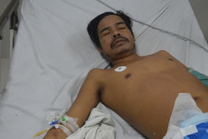 Hy hữu sống sót sau gần một tuần bị rắn cắn đến hoại tử chân trong rừng